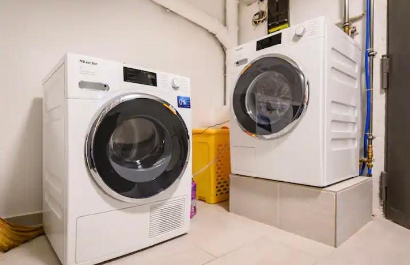 Guenstige Zimmer-Unterkunft Zimmer Mit Gemeinschaftsbad Lörrach Екстериор снимка