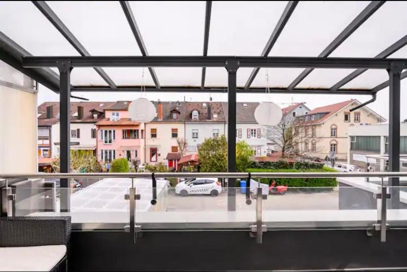 Guenstige Zimmer-Unterkunft Zimmer Mit Gemeinschaftsbad Lörrach Екстериор снимка